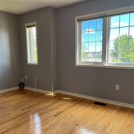 1920 St Clair Ave W Modern spacious feel junction area - Photo 3