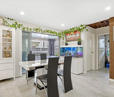 2 Holstein Close, Quakers Hill, NSW 2763 - Photo 5