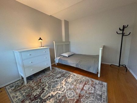 For Lease - 18 Holland Park Avenue Unit# Main, Toronto, Ontario - Photo 2