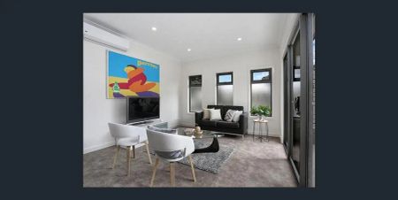 “Where location and lifestyle meet!” - Photo 2