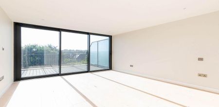 2 bedroom penthouse to rent - Photo 4