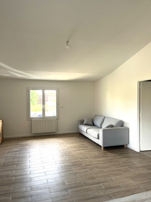 Location Appartement 4 pièces 95m² VIVONNE 86370 - Photo 1