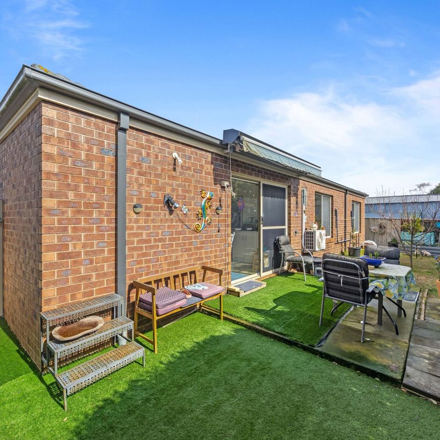 2/1206 Grevillea Road, Wendouree - Photo 1