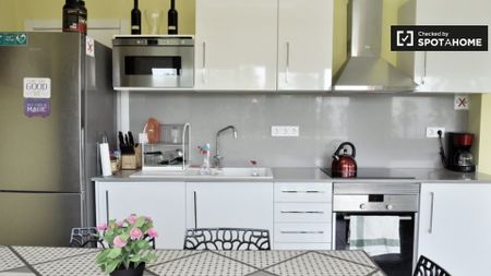 barcelona, Catalonia 08003 - Photo 3