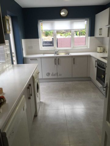 House to rent in Cork, Rose Abbey, Ballynacubby - Photo 4