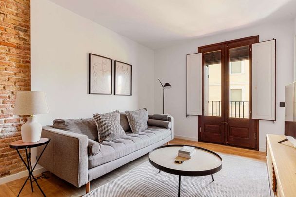 2 room luxury Flat for rent in Barcelona, Spain - Photo 1