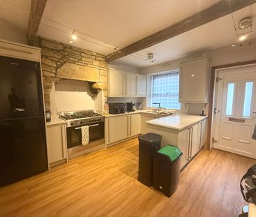 3 bedroom terraced house to rent - Photo 1