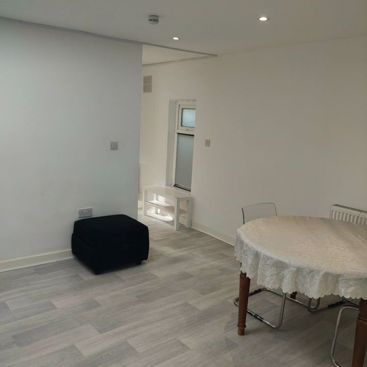Studio Flat, Gaysham Avenue, IG2 - Photo 1