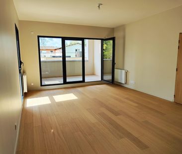 Location Appartement 2 pièces 55m² POITIERS 86000 - Photo 2