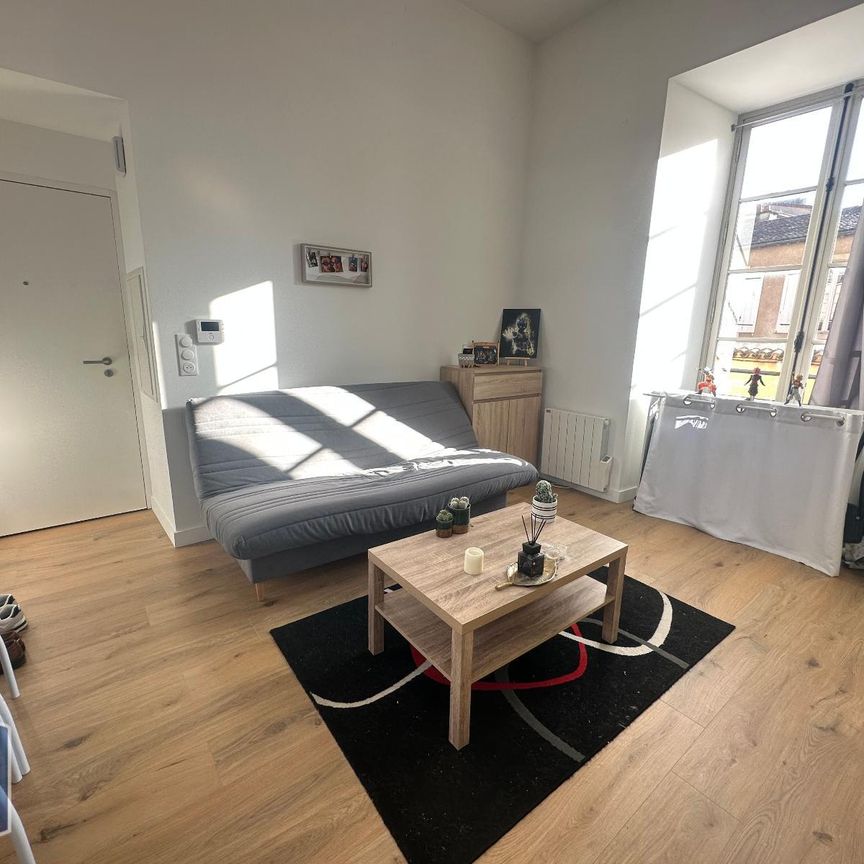 Location Appartement 1 pièce 22m² POITIERS 86000 - Photo 1