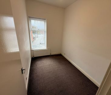 Ainsworth Road - Photo 2