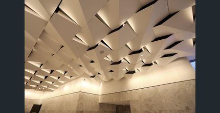 Stunning apartment in Melbourne 1 Bedroom with 1 Study - Photo 5