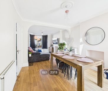 3 bedroom property to rent - Photo 5