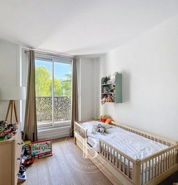 Appartement • Neuilly-sur-Seine - Photo 4