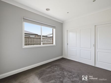 Perfect Family Living in a Prime Arnolds Creek Location - Photo 2