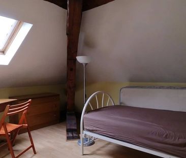 T3 meublé dans maison - ALLIÉS - Photo 2