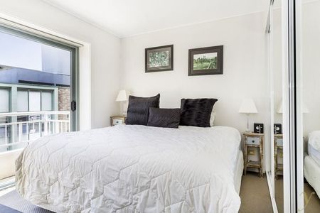 Beachside Lifestyle - Photo 2