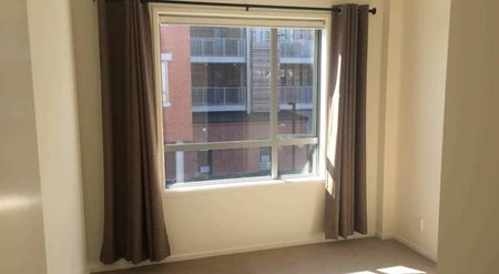 Apartment Living in Great Location - Photo 2