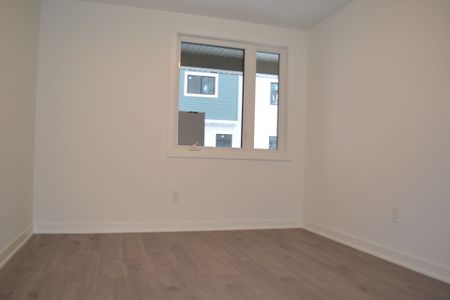 For Lease - 373 Olivenite Private, Barrhaven, Ontario - Photo 4