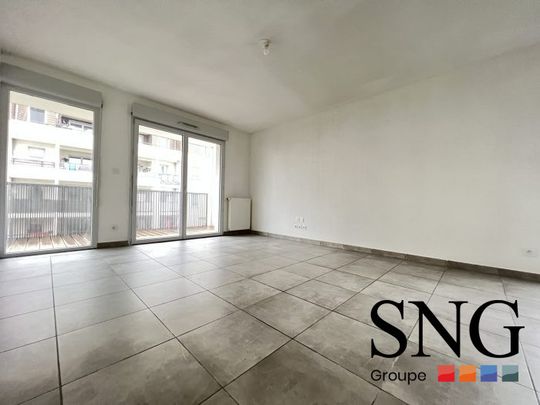 T3 AVEC BALCON ET PARKING - Photo 1