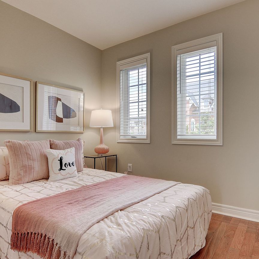 For Lease - 206 Roxton Road, Oakville, Ontario - Photo 1