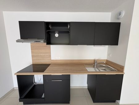 Location Appartement 3 pièces 62m² AGDE 34300 - Photo 5