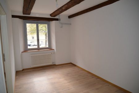 04547 - Appartement 2 pièces meublé - Charrière 19 - La Chaux-de-Fonds - Photo 2