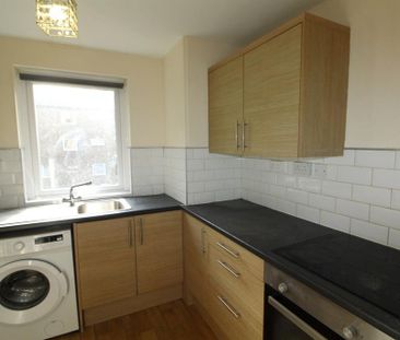 2 bedroom apartment to rent - Photo 6