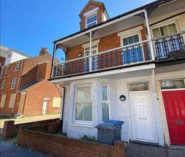 Russell Road, Felixstowe, Suffolk, IP11 - Photo 2