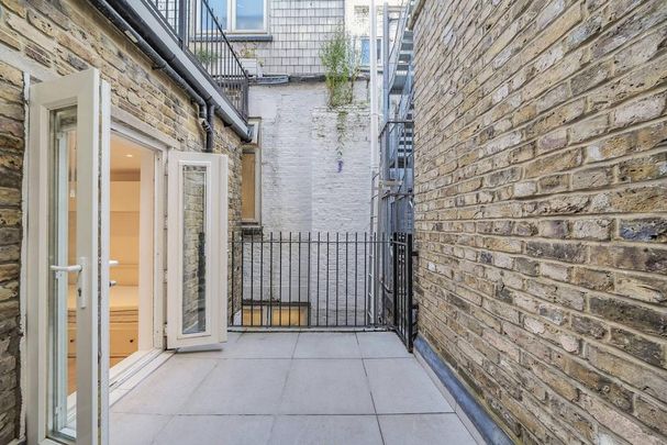 Studio to rent - Photo 1