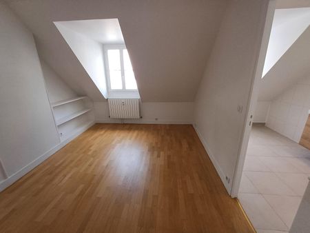 location Appartement F4 DE 127.45m² À PARIS - Photo 2