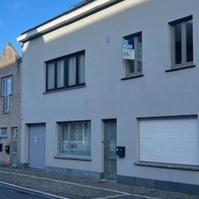 Woning te huur in Jabbeke voor € 900 met 2 slaapkamers - Photo 1