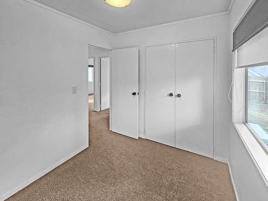 MEADOWBANK: Meadowbank Road Three Bed Townhouse in this sought after location - Photo 1
