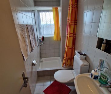 Schöne 4 1/2 - Zimmerwohnung an zentraler Lage - Photo 6