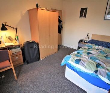 5 bedroom terraced house to rent - Photo 2