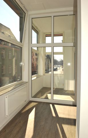 Coole, City-Wohnung, in zentralster Lage mit Einbauküche und Loggia! - Foto 3