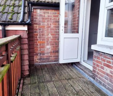 1 bedroom flat to rent - Photo 5