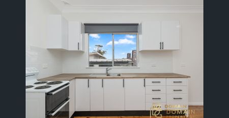 Fully Renovated 1 Bedroom Granny - Photo 3