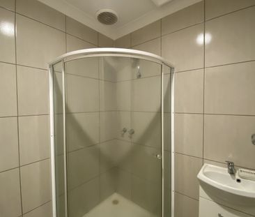 3 Bedroom Updated Home - Photo 4