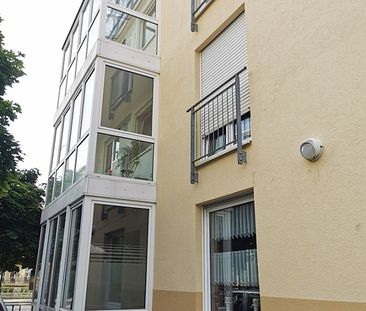 Großzügige 2-Zimmer-Wohnung mit Wintergarten in Dresden-Laubegast! - Foto 1