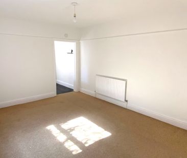 Atherley Road, SO15 - Photo 4