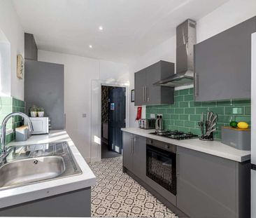 🌟 Stylish Ground Floor Double Room with Private Entrance & Off-Suit... - Photo 5