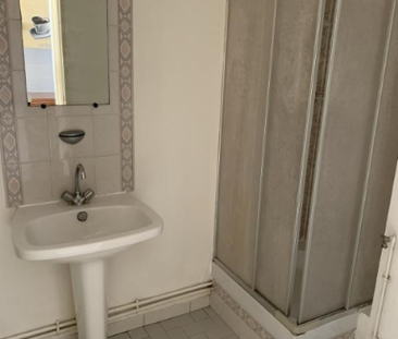 Location Appartement 2 pièces 32m² ST OMER 62500 - Photo 6