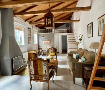 Ático tipo loft con encanto y terraza en Calle Huertas. Barrio de l... - Photo 2