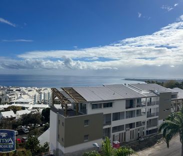 Location Appartement 3 pièces 74m² ST PAUL 97460 - Photo 2