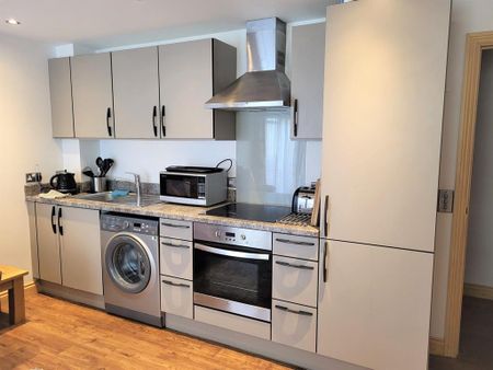 2 bedroom apartment to rent - Photo 5