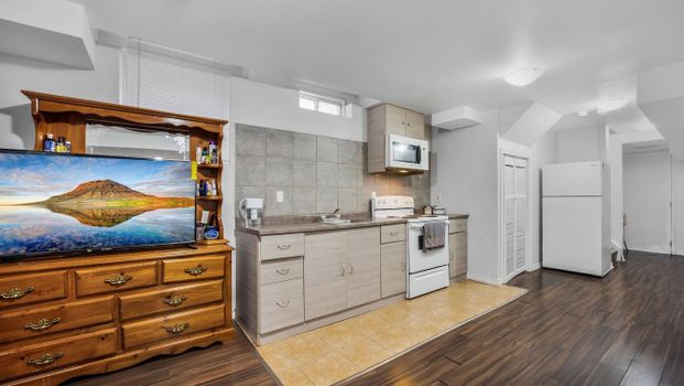 For Lease - 21 Chalkfarm Crescent, Brampton, Ontario - Photo 1