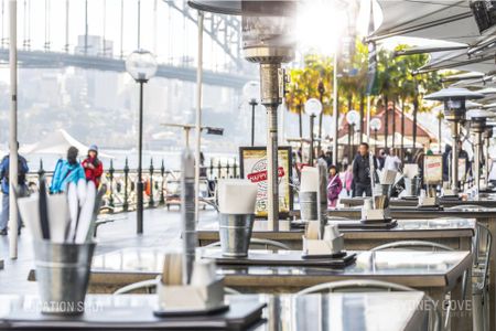 ENJOY ABSOLUTE CONVENIENCE WITH CIRCULAR QUAY LOCATION | Unfurnished - Photo 5