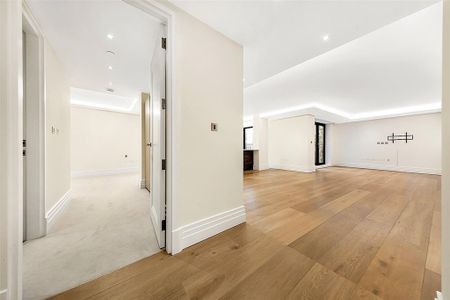 3 bedroom flat to rent - Photo 2