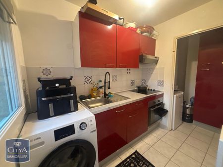 Location Appartement 2 pièces 47m² LOUVROIL 59720 - Photo 3